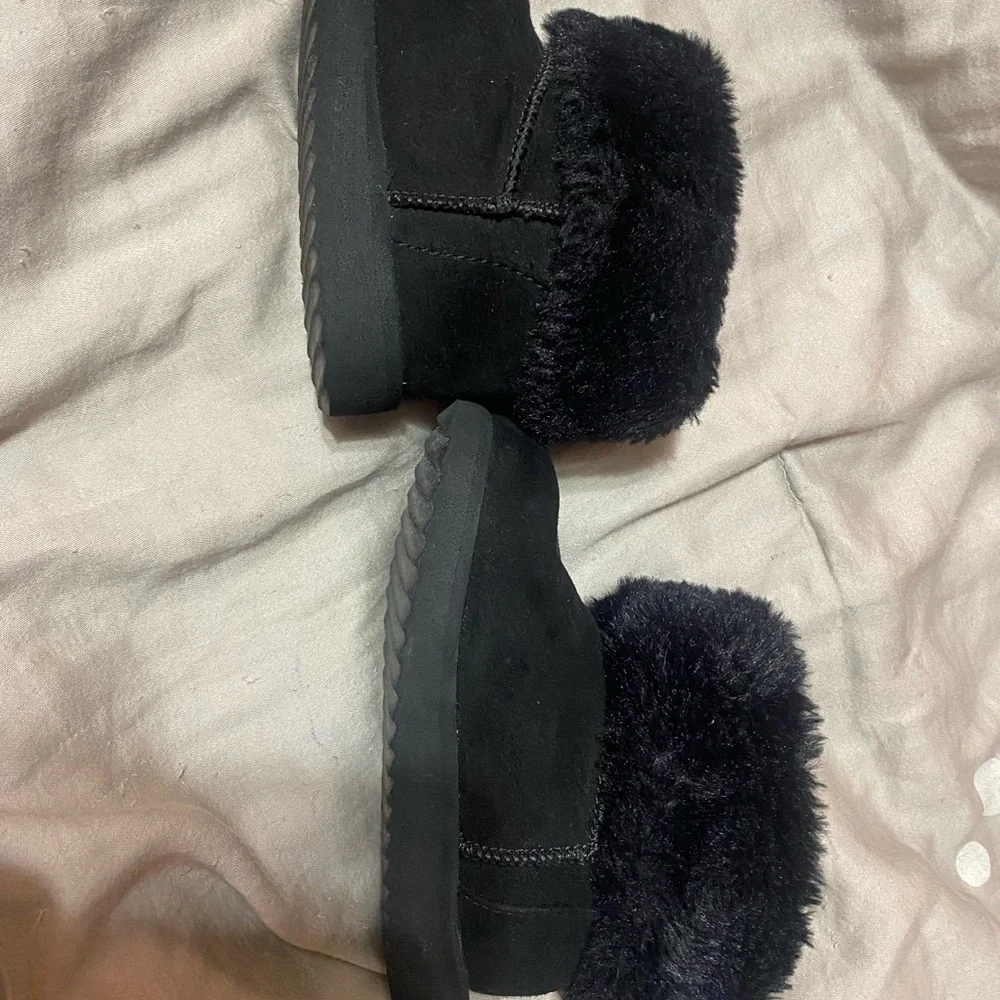 Cozy Black Fur-Lined‎ Kids Boots